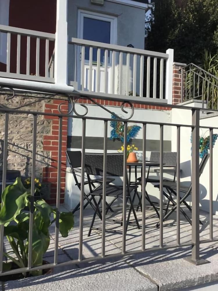 Фото Coastal Waters