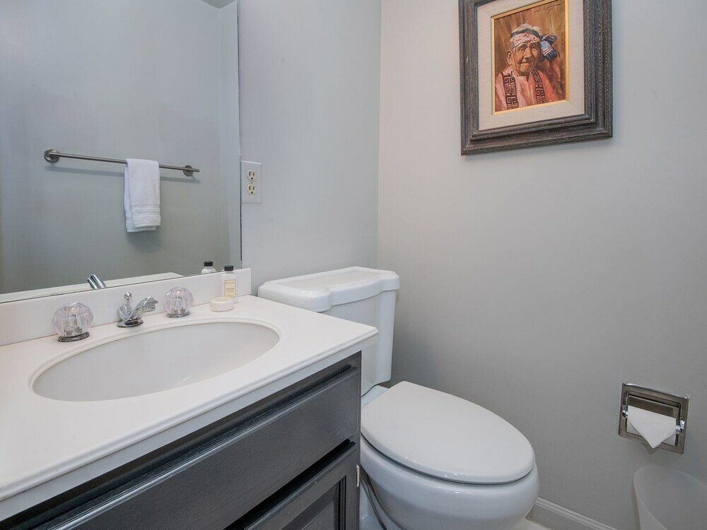 Фото 2338 Tahoe Drive