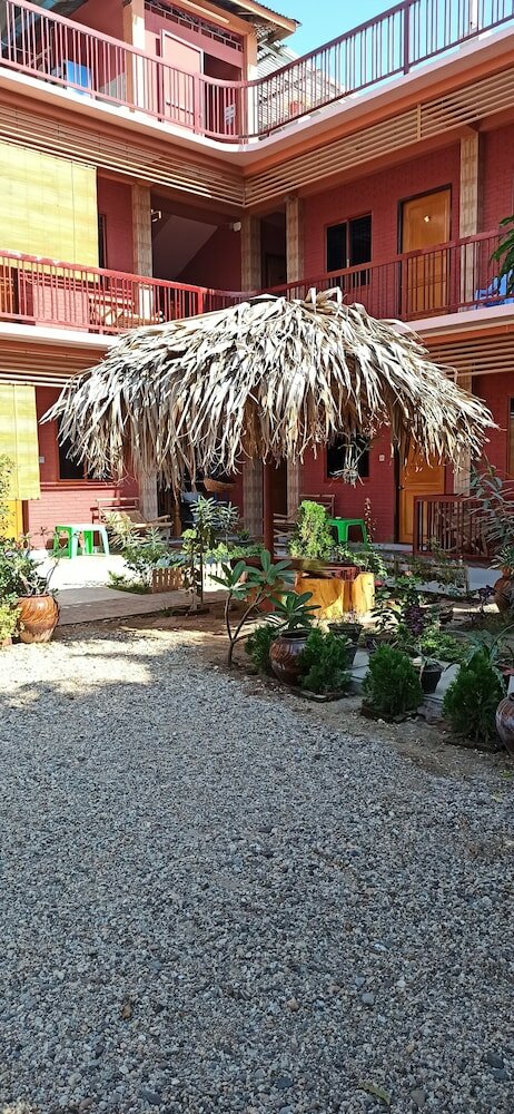 Фото Shwe Wun Yan Motel