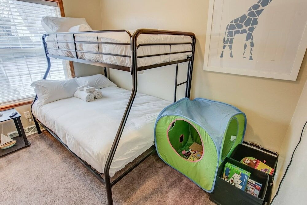 Фото Pet-friendly 4 Br Family Stay Near Downtown