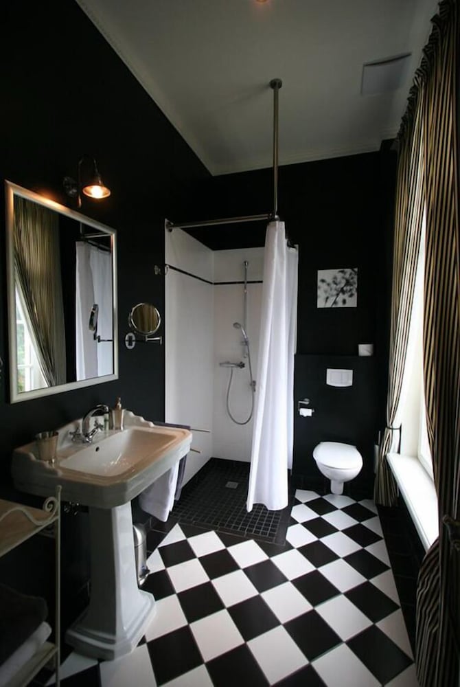 Фото Hotel Hochzeitshaus