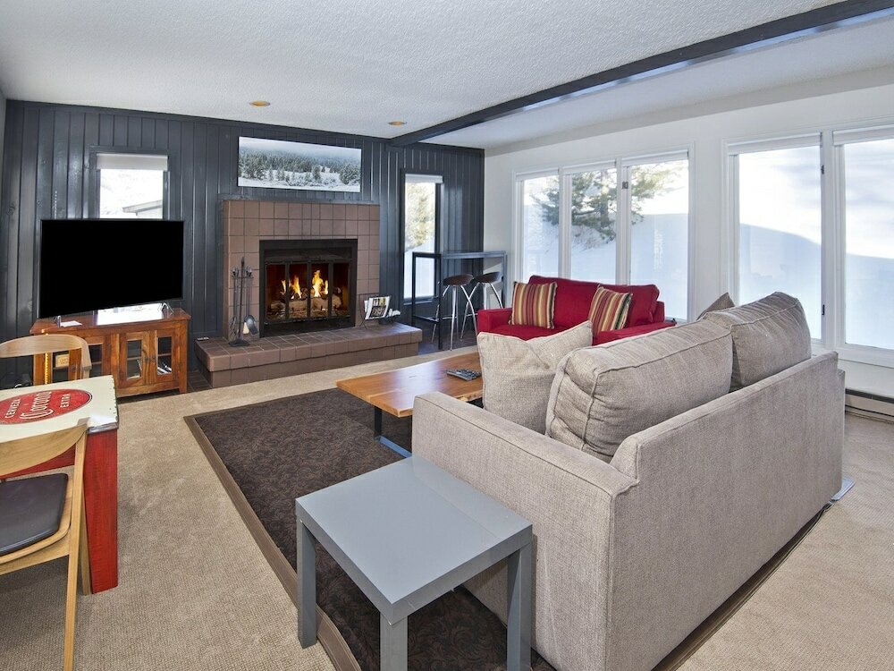 Фото 2338 Tahoe Drive