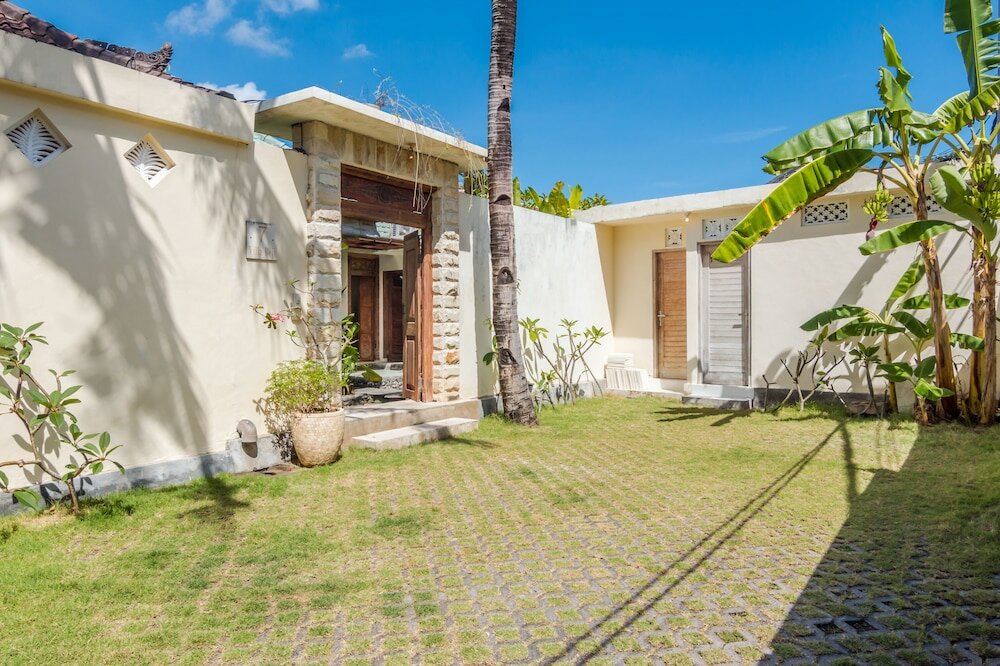 Фото Impiana Private Villas Seminyak