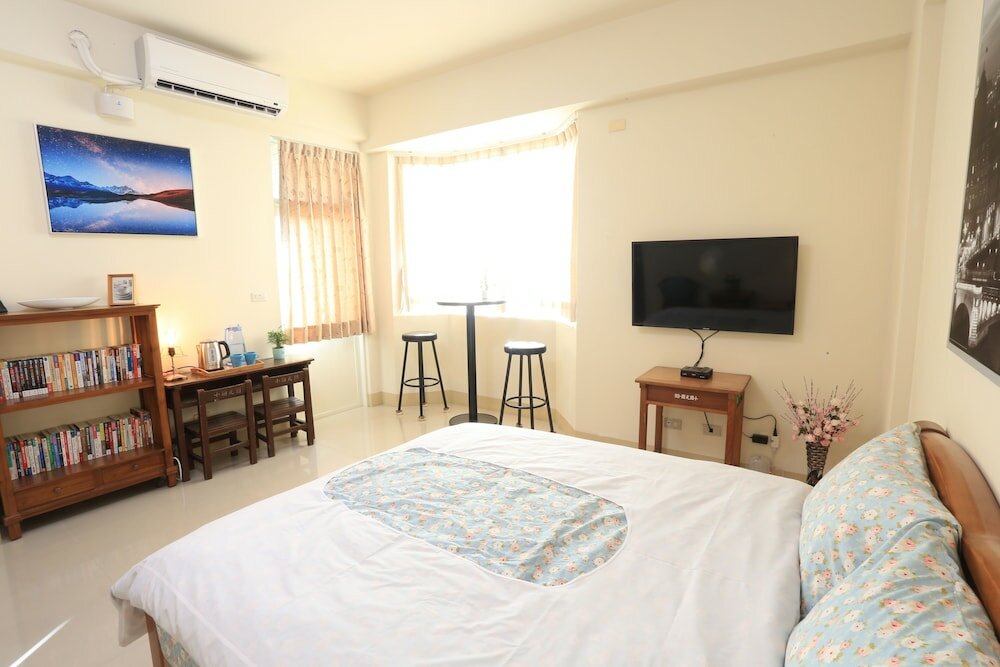 Фото Downshifted House