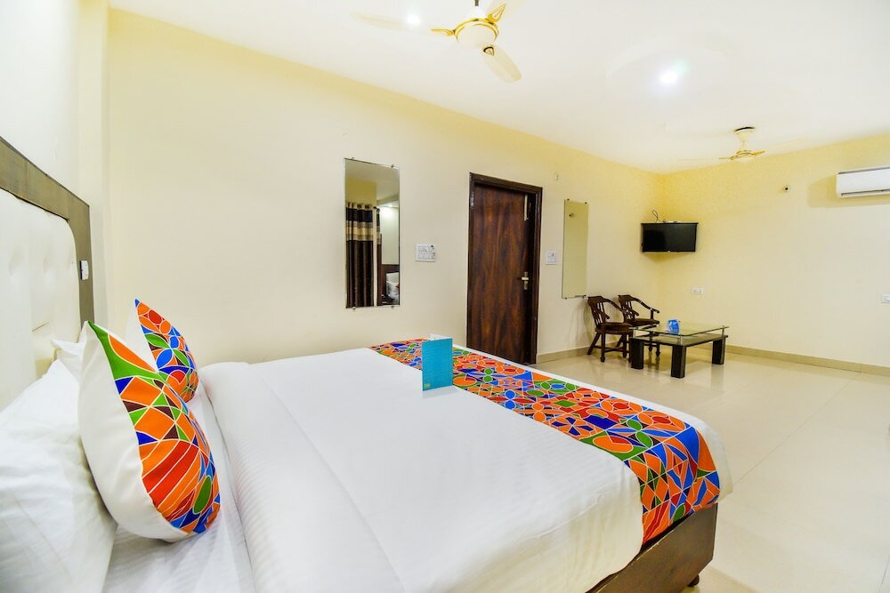 Фото FabHotel Js Regency