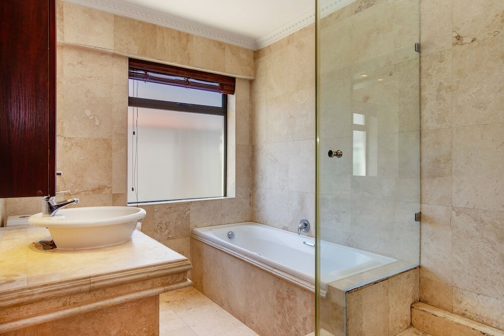 Фото Kingsgate Penthouse 54