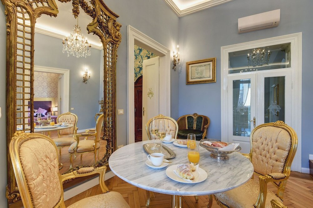 Фото Demartini Palace