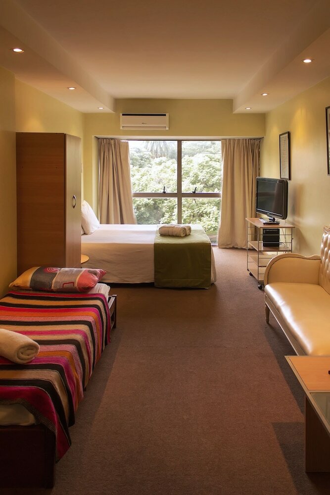 Фото Callao Plaza Suites