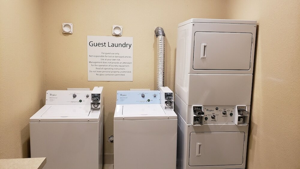 Фото Holiday Inn Express Hotel & Suites Galveston West-Seawall, an Ihg Hotel