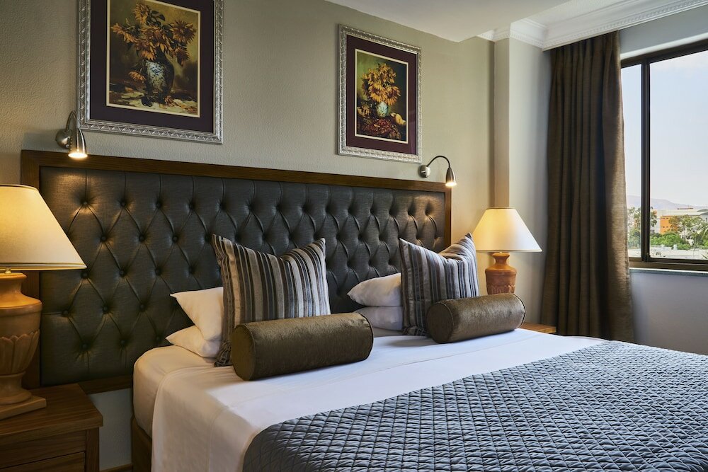 Фото Mövenpick Hotel Windhoek