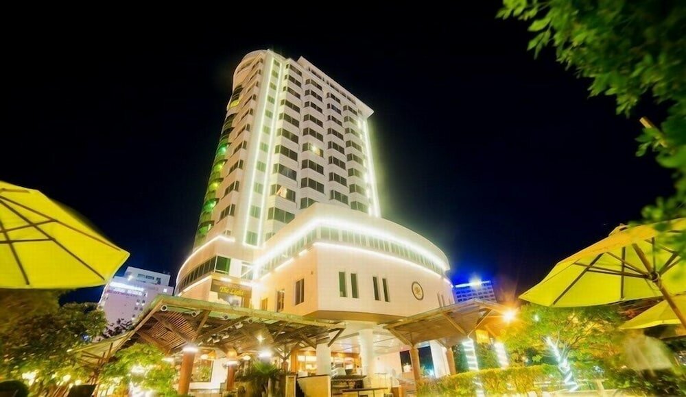 Фото Miss Bamboo The Light Hotel