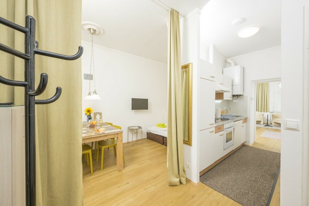 Фото Appartements Ferchergasse