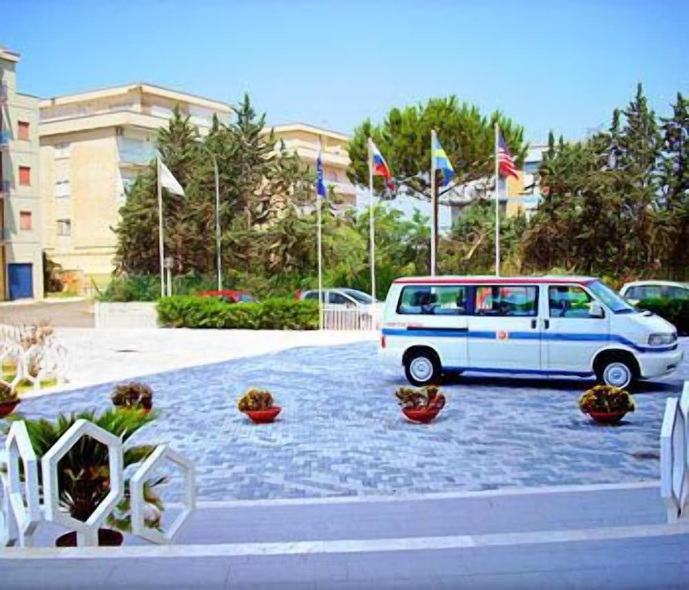 Фото Hotel Torre Del Sole