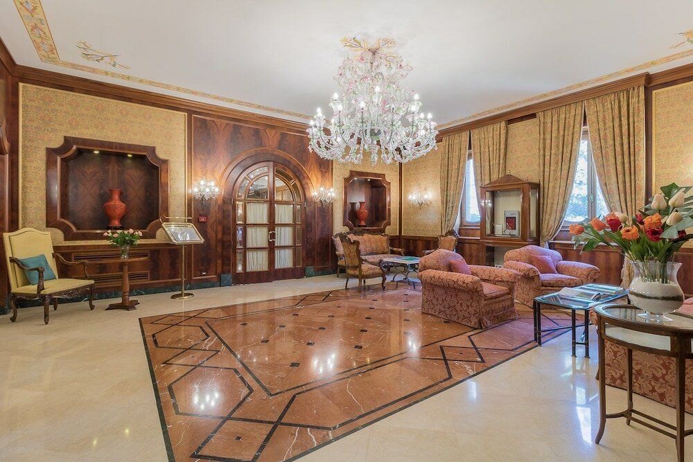 Фото Hotel Torre Sant Angelo