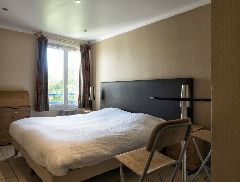 Фото Residence Hotel Les Ducs De Chevreuse