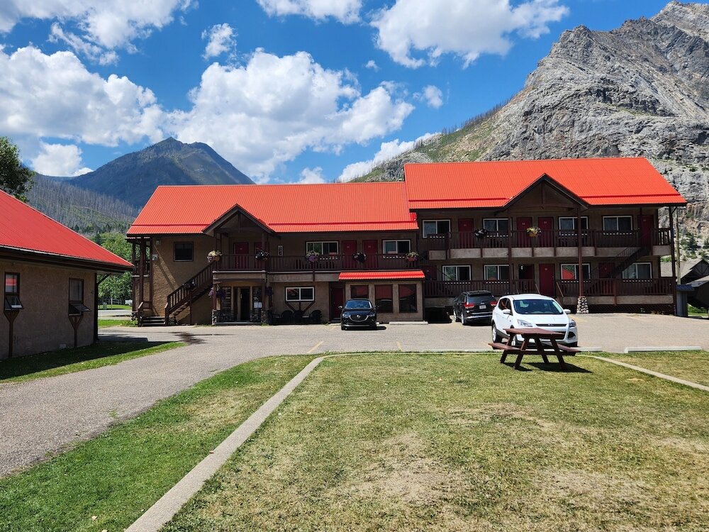 Фото Aspen Village Inn