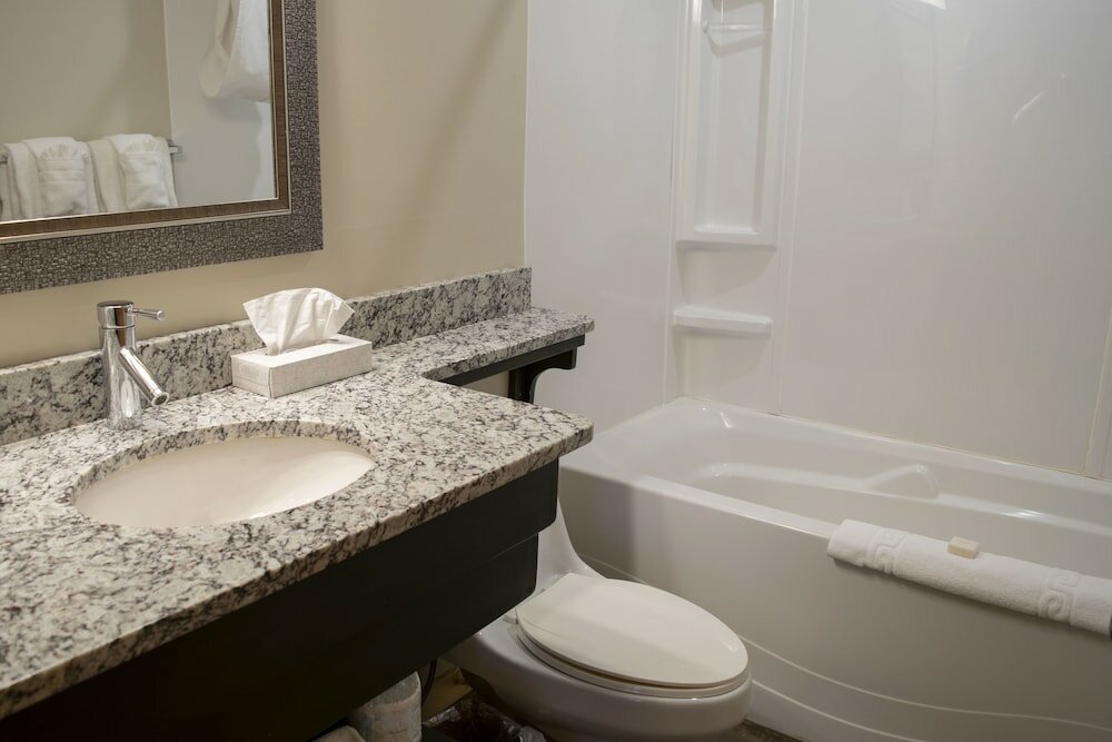 Фото Aspen Village Inn