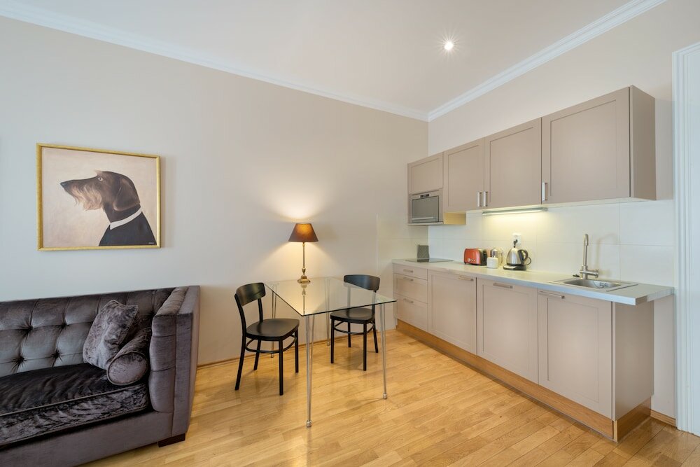 Фото Hunger Wall Residence