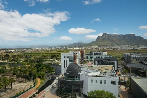 Гостиница Cape Town Marriott Crystal Towers в Кейптауне