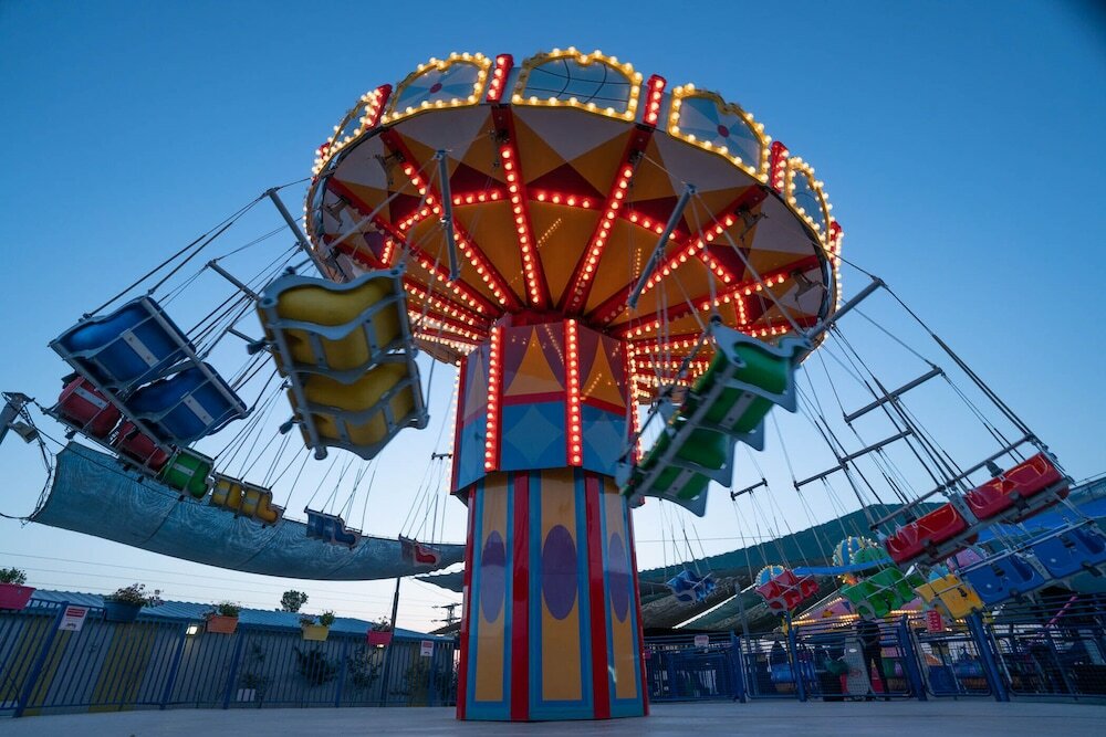 Фото Tzuba Hotel