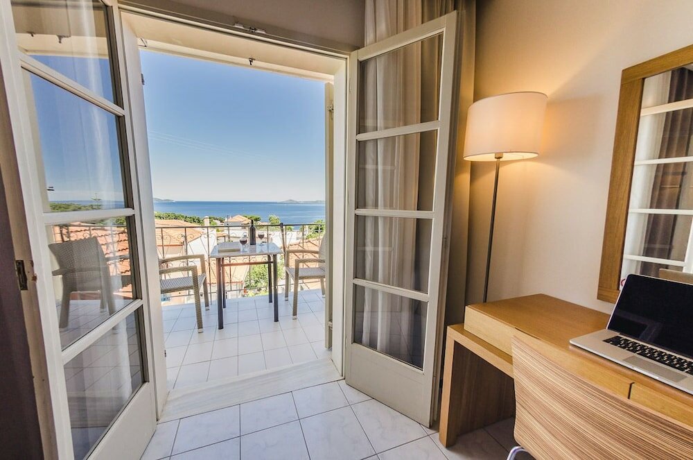 Фото Hotel Nereides