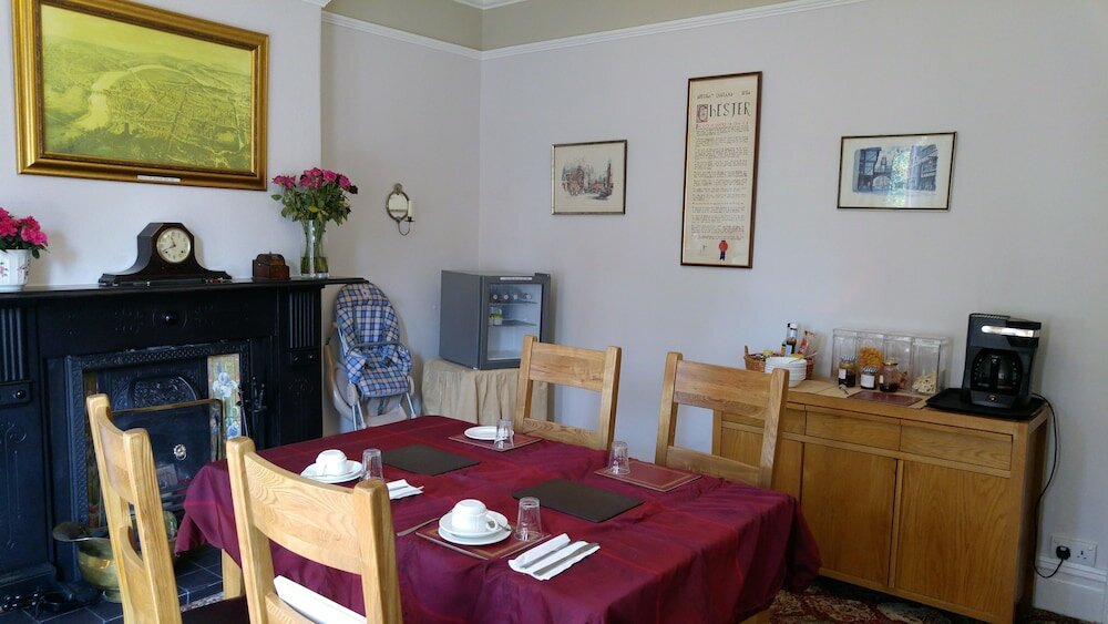 Фото Chester Brooklands B&b