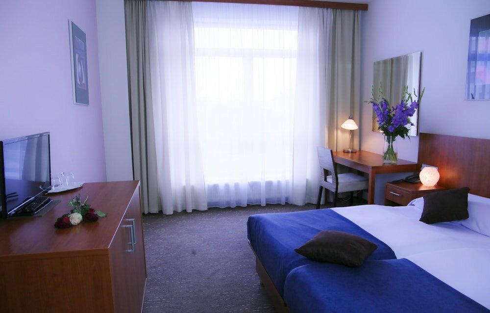 Фото Academic Hotel & Congress Centre