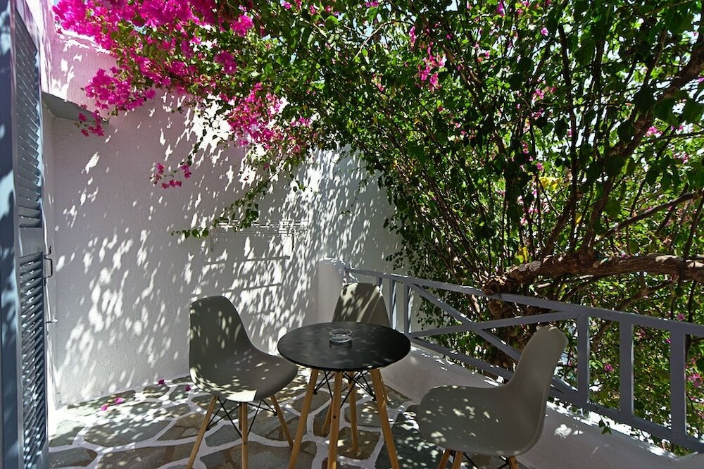 Фото Teoria Paros Matsas Windmill