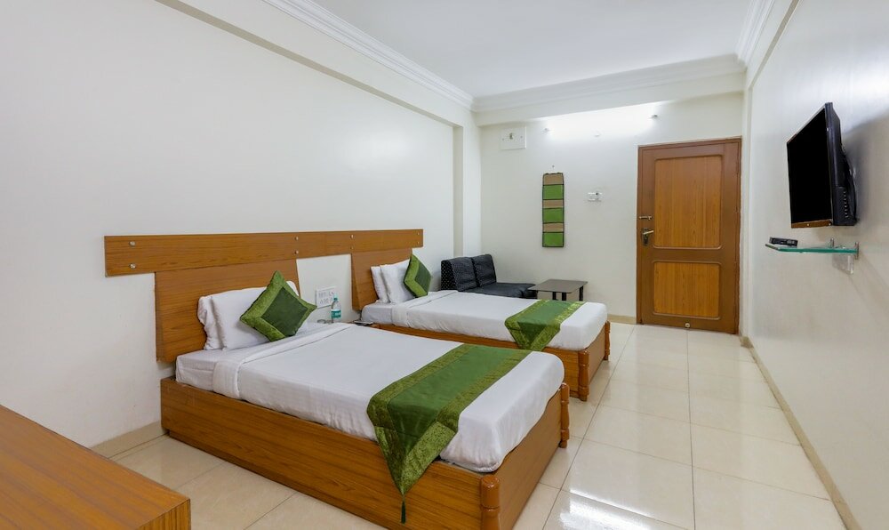 Фото Treebo Trend Omni Palace