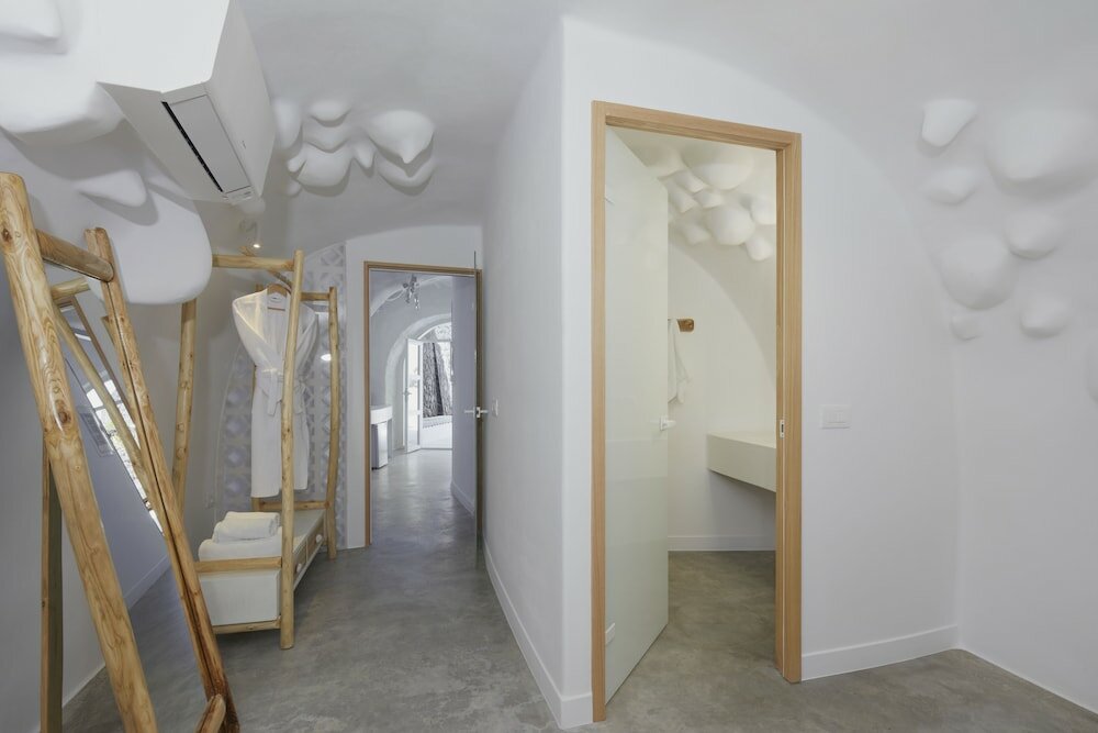 Фото Theano Cave Suites & Villas