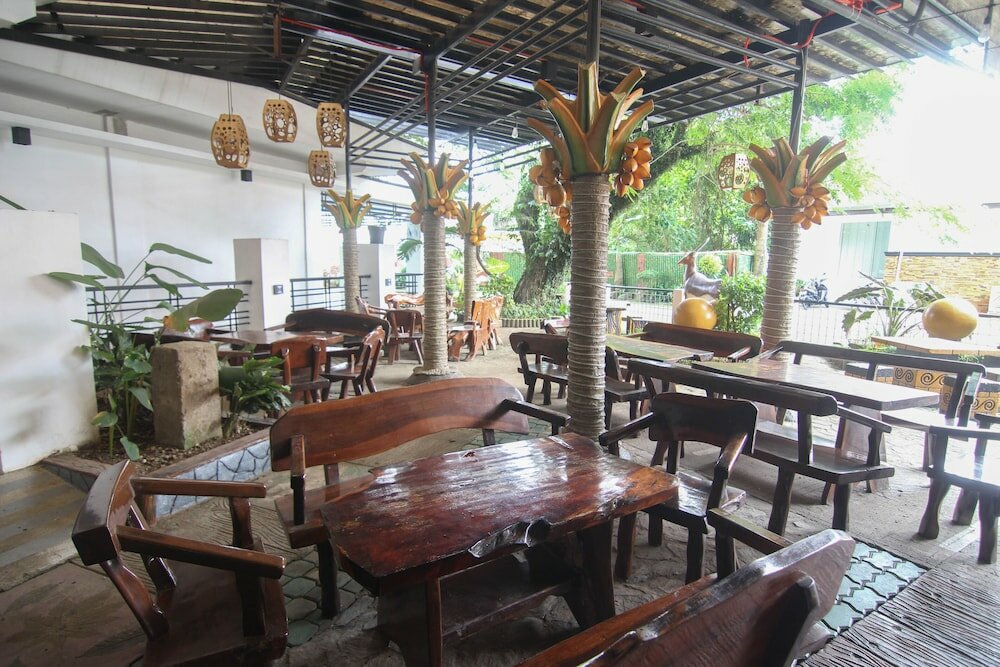 Фото Quezon Premier Hotel Lucena