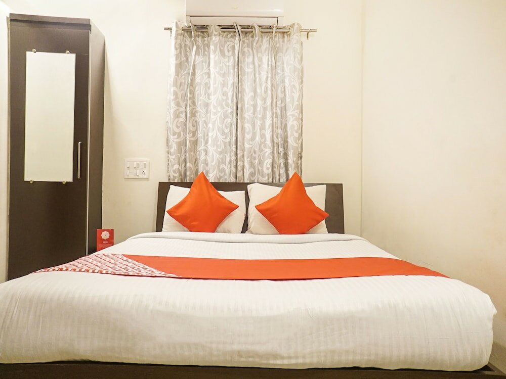 Фото Oyo 12529 Hotel Sunrise Regency