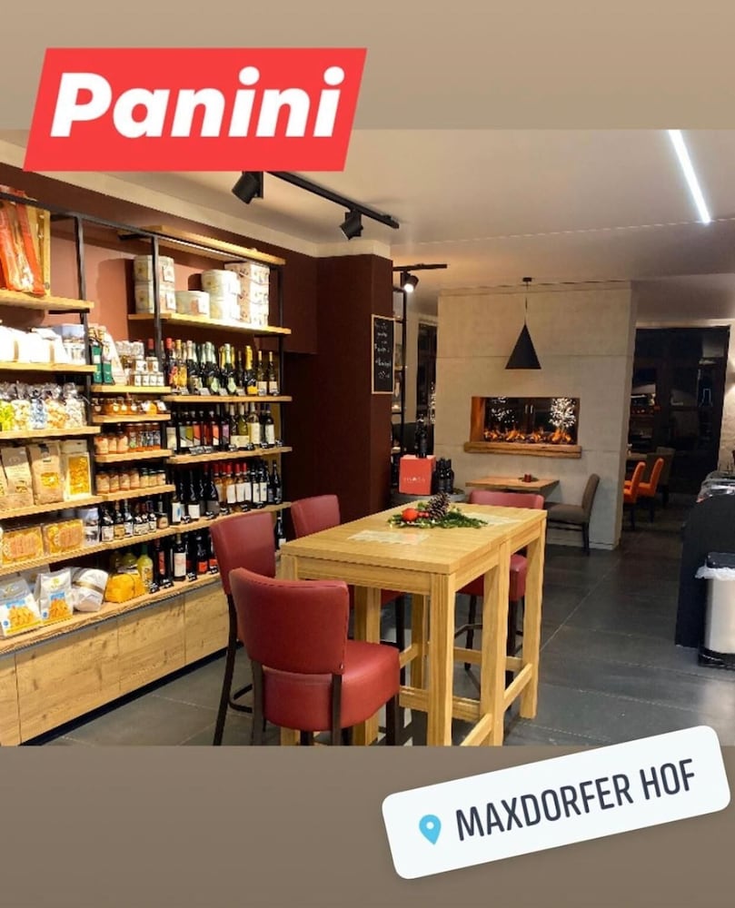 Фото Hotel Maxdorfer Hof