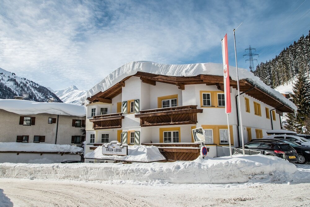 Фото Arlen Lodge Hotel