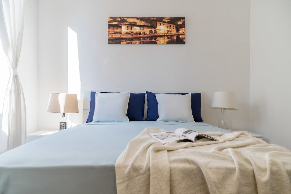 Фото Charming Milanese Apartments