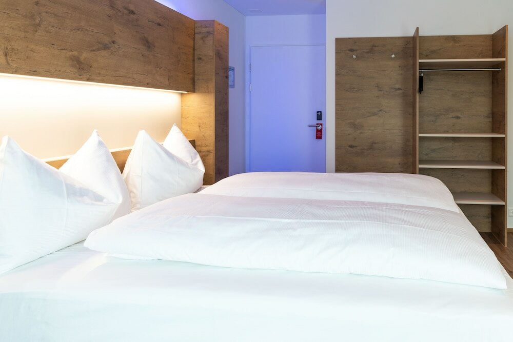 Фото Jet Hotel Zurich Airport