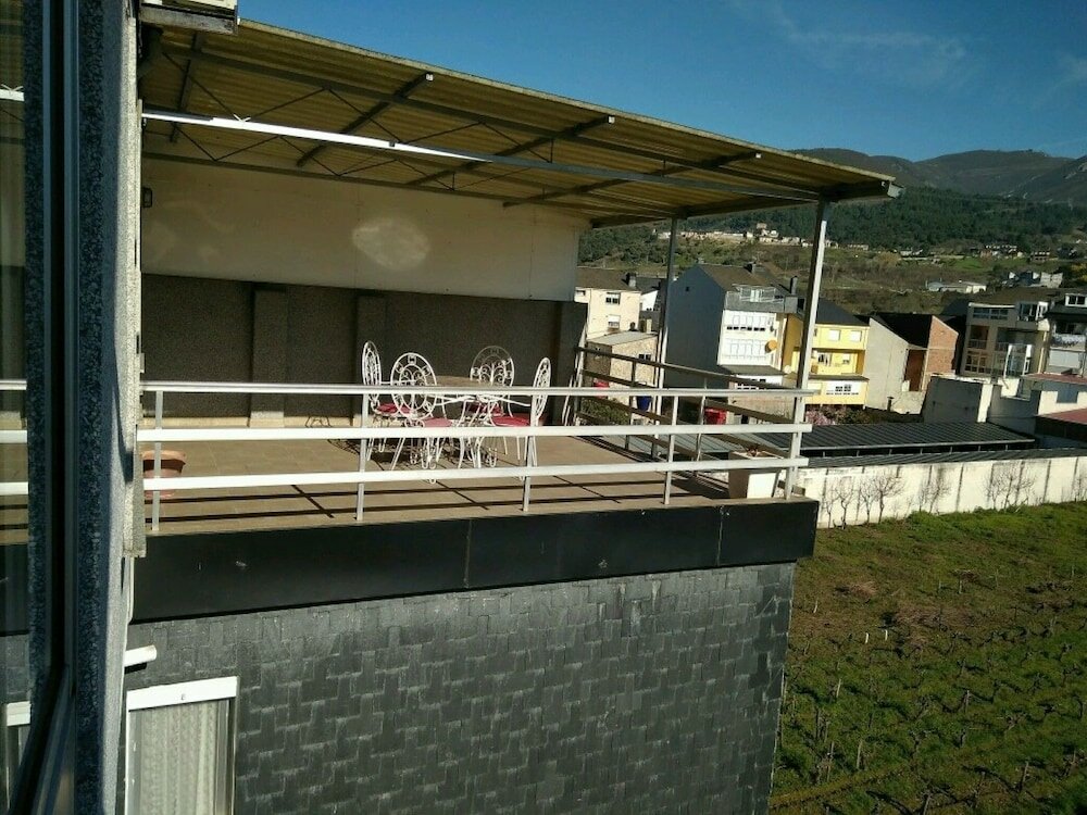 Фото Hostal Mayo