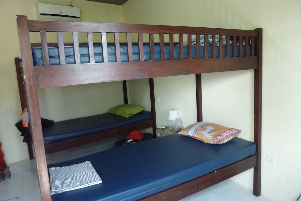 Фото Surfers Dorm House