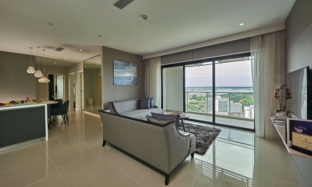 Фото Suasana All Suites Hotel