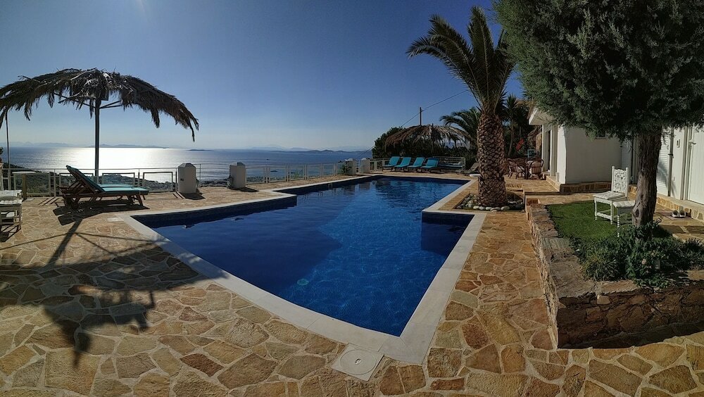 Фото Infinity Blue Suites