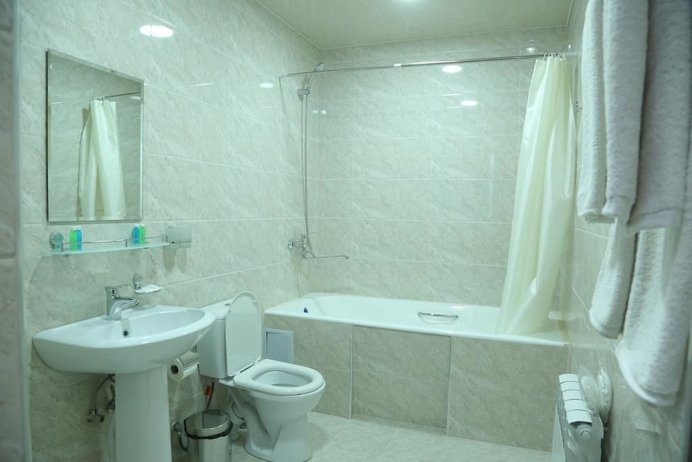 Фото Grand Capital Hotel