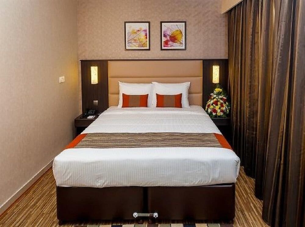 Фото Uno In Quality Business Hotel