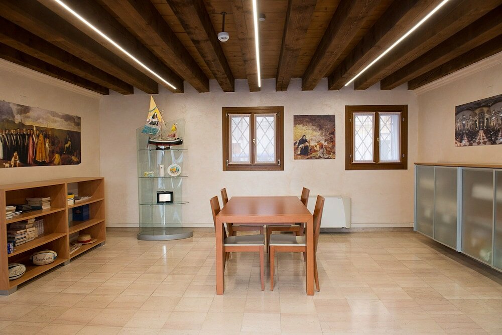 Фото Domus Clugiae