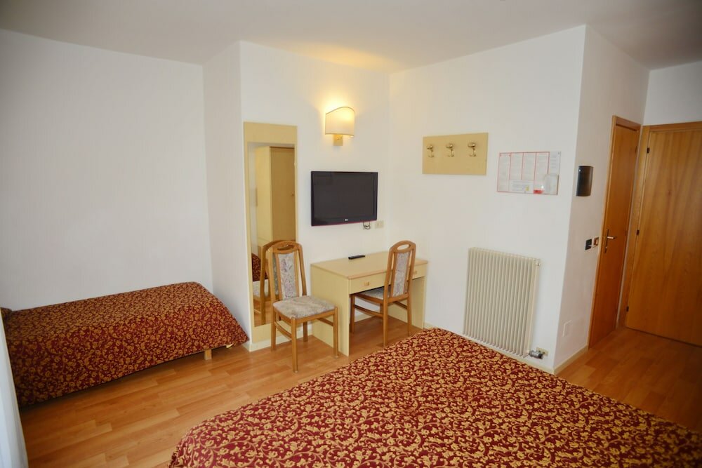 Фото Hotel Canada