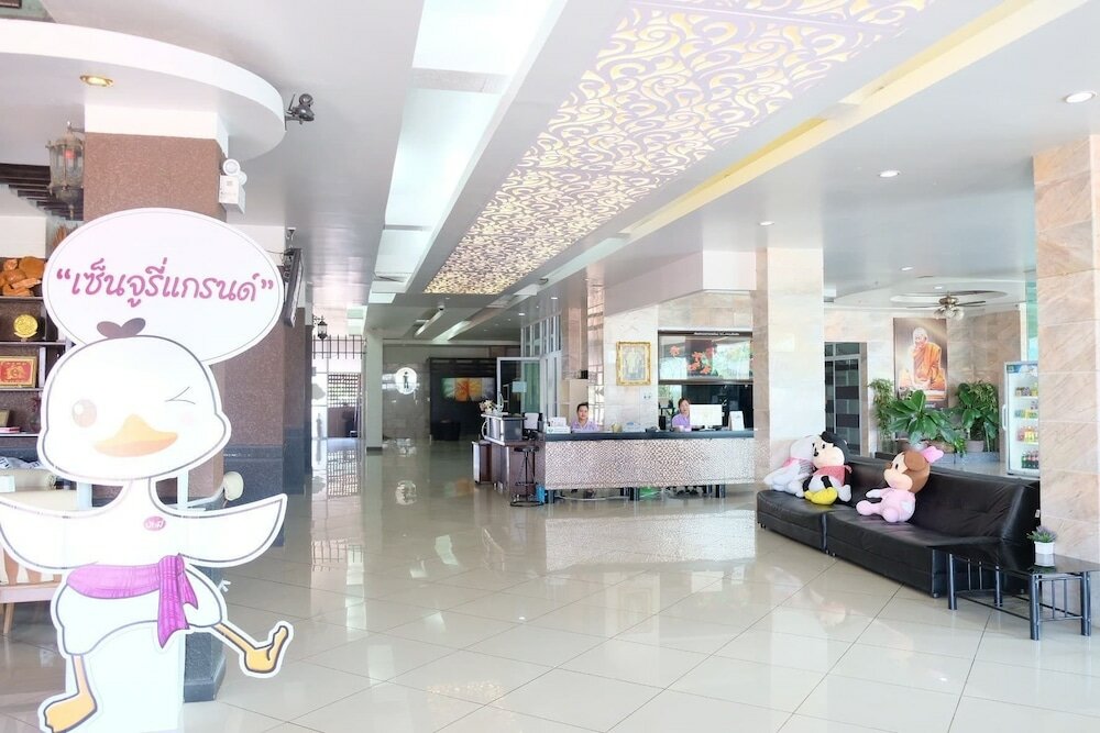 Фото Century Grand Hotel