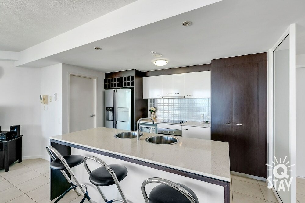 Фото Wings - Q Stay