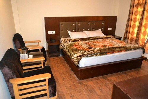 Гостиница Hotel Tridev Manali