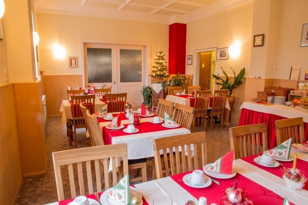 Фото Hotel Zur Post