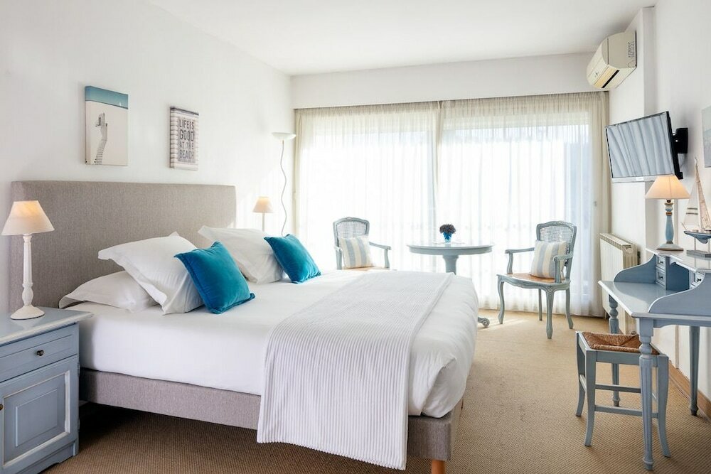 Фото Hôtel Le Castellan