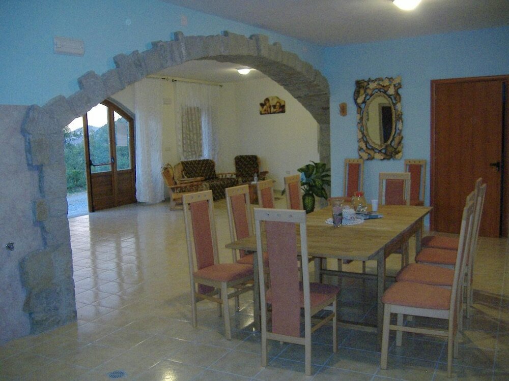 Фото Agriturismo Grotta Dell'Eremita